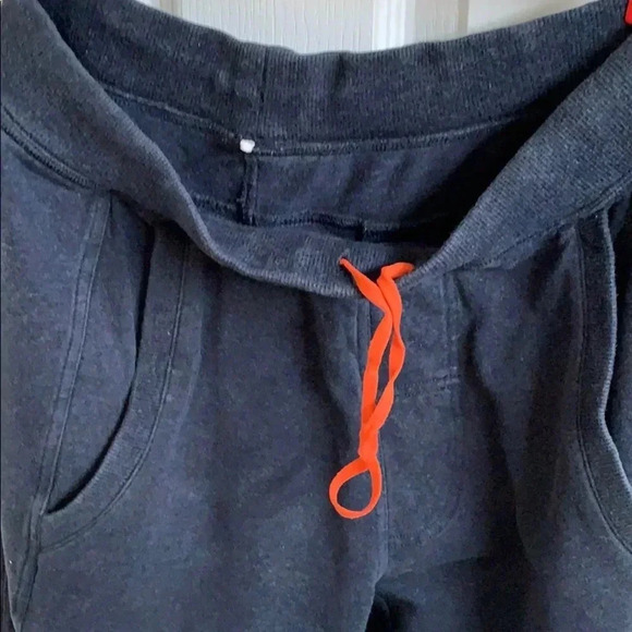 Lululemon joggers - Picture 8 of 10